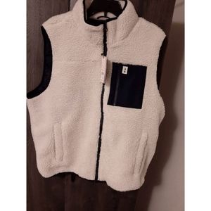 BASS OUTDOOR SHERPA VEST